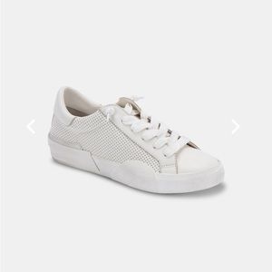 Dolce Vita Zina Sneaker (white). Size 8.5